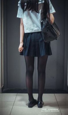 我的女友是机器人完整版免费观看_免费国语